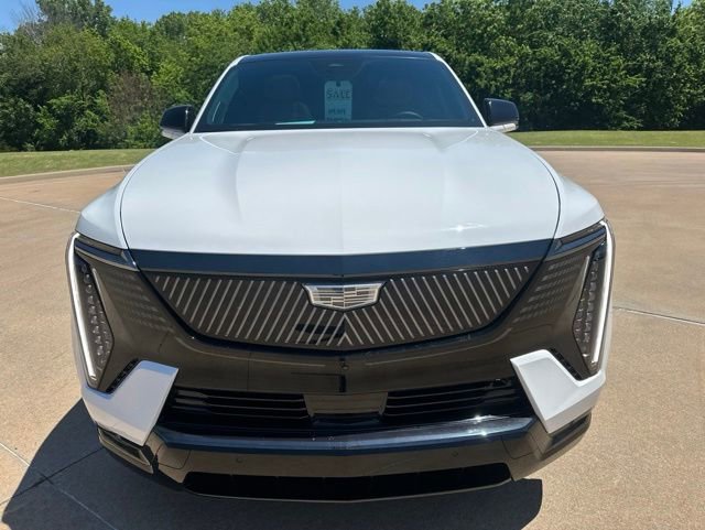 Used 2025 Cadillac Escalade IQ Sport 2 w/ LPO, ONYX Package AWD/4WD image 8