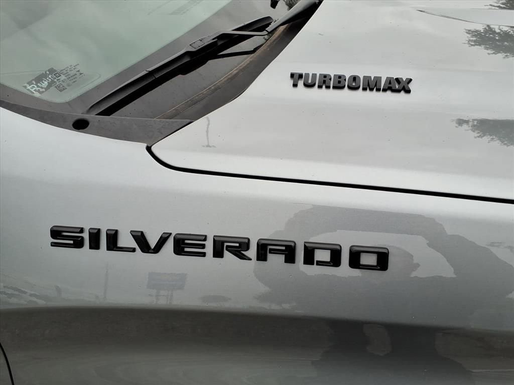 New 2026 Chevrolet Silverado 1500 Custom RWD image 12