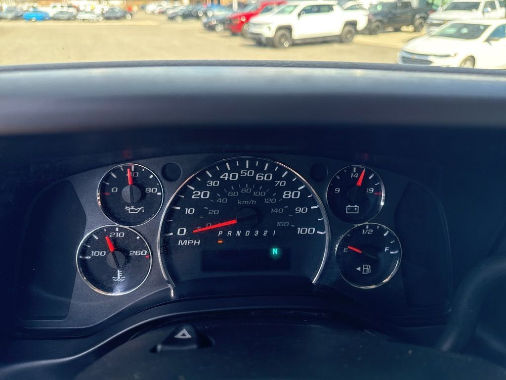 Used 2011 Chevrolet Express 1500 RWD image 19