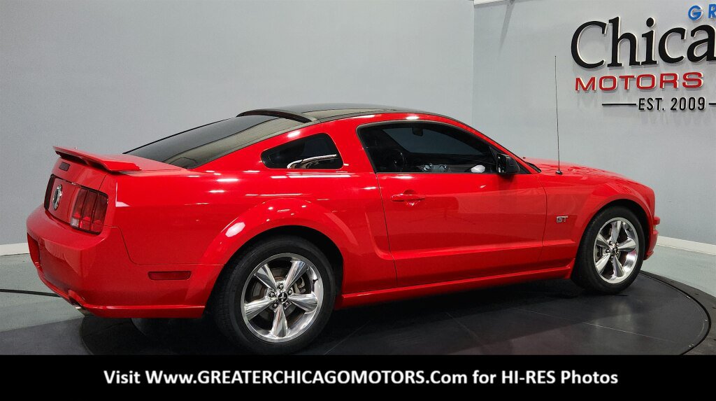 Used 2006 Ford Mustang GT RWD image 12