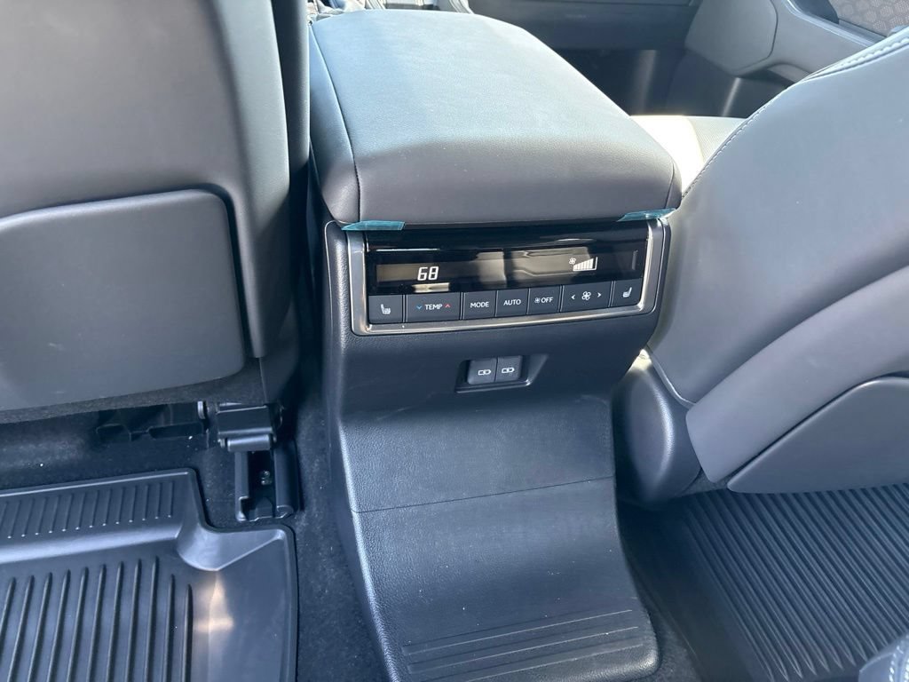 Certified 2025 Lexus GX 550 w/ Accessory Package (Z1) AWD/4WD image 19