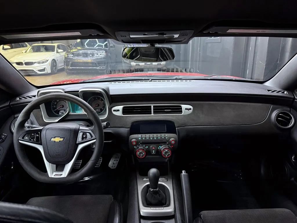 Used 2014 Chevrolet Camaro Z/28 image 15