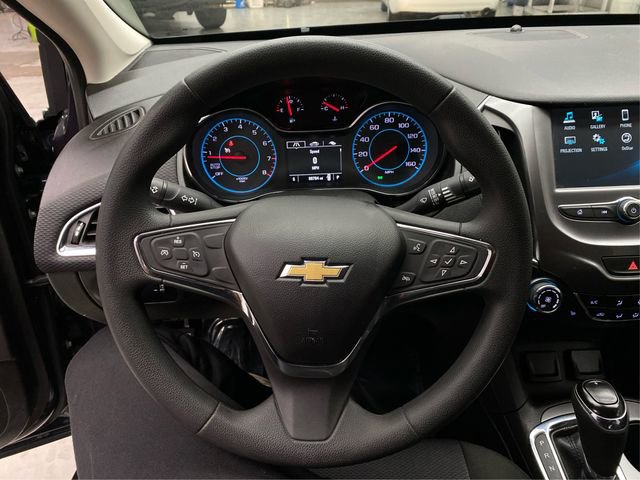 Used 2016 Chevrolet Cruze LT w/ Convenience Package FWD image 21