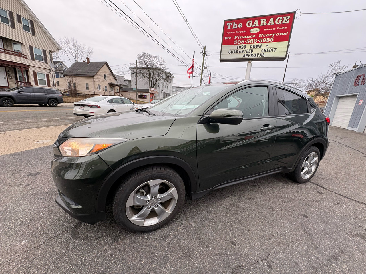 Used 2017 Honda HR-V EX-L image 2