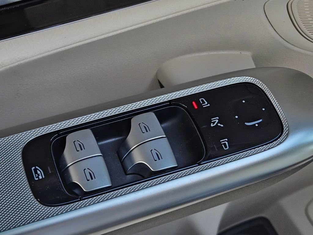New 2026 Mercedes-Benz GLC 300 4MATIC image 17
