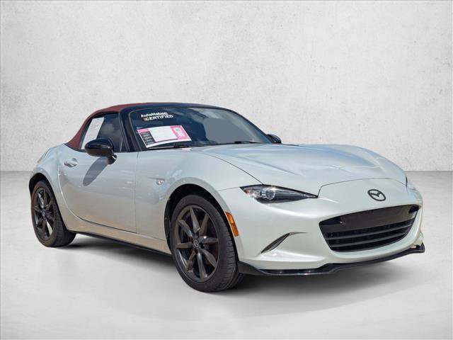 Used 2018 MAZDA MX-5 Miata Club image 3