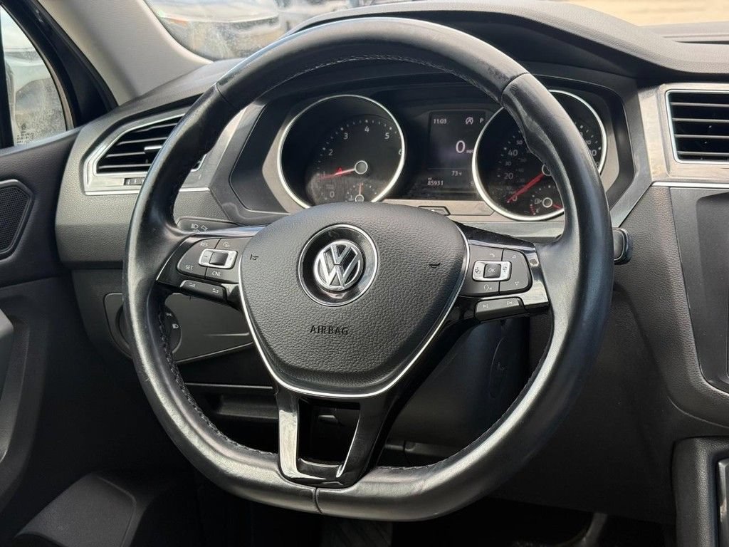 Used 2018 Volkswagen Tiguan SE AWD/4WD image 14