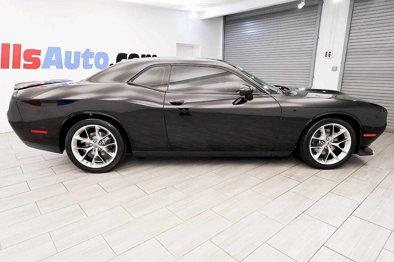 Used 2020 Dodge Challenger GT RWD image 6