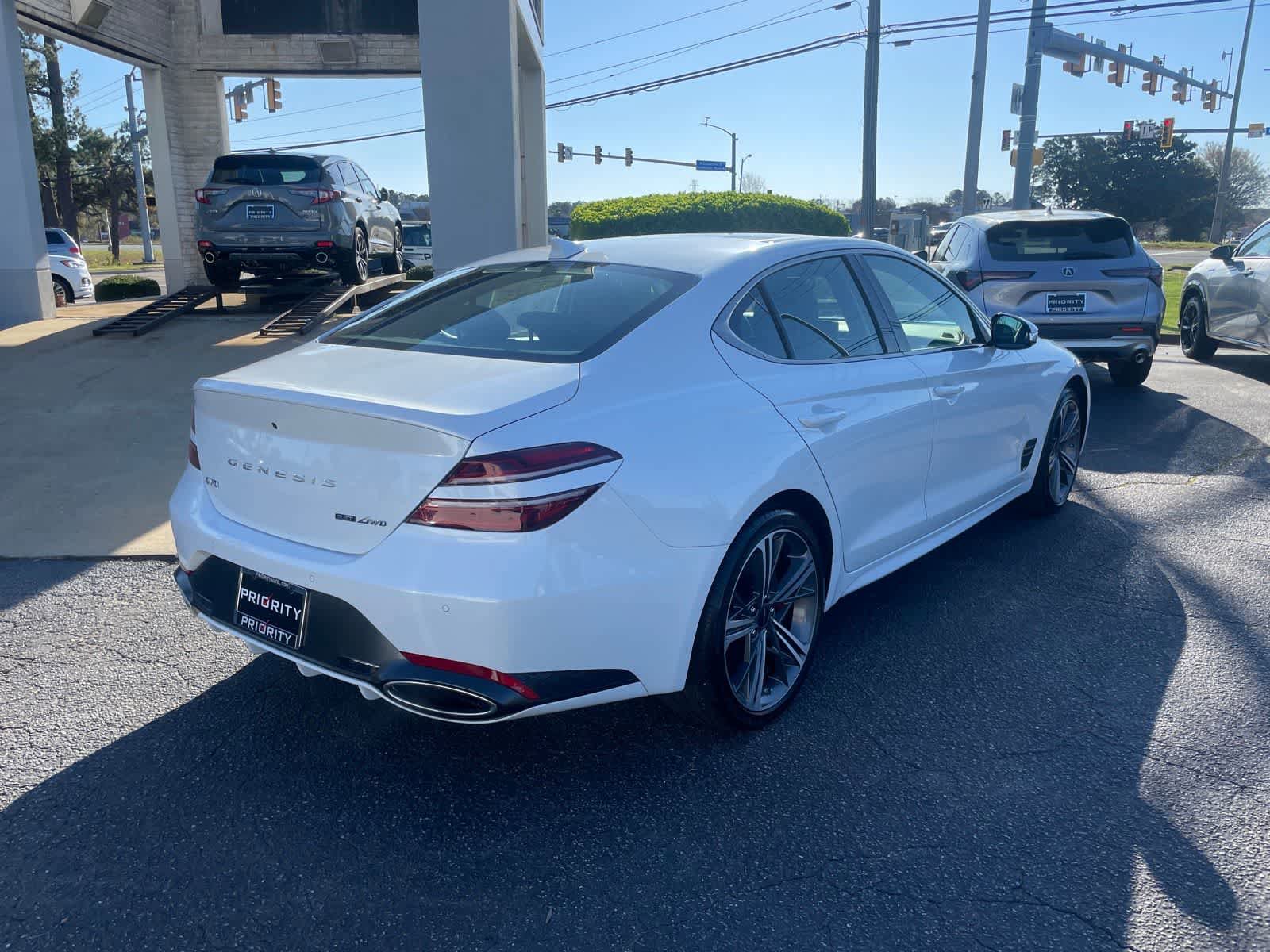 Used 2025 Genesis G70 3.3T Advanced image 5