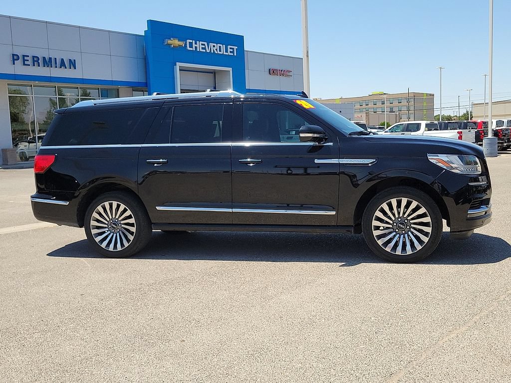 Used 2020 Lincoln Navigator L Reserve w/ Luxury Package AWD/4WD image 14