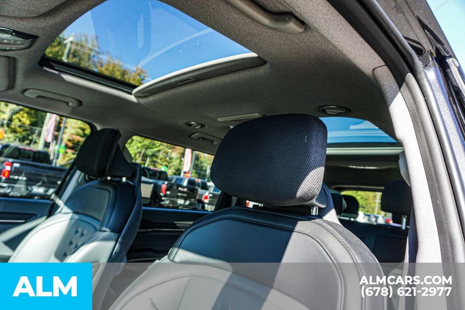 Used 2024 Kia EV9 Wind image 19