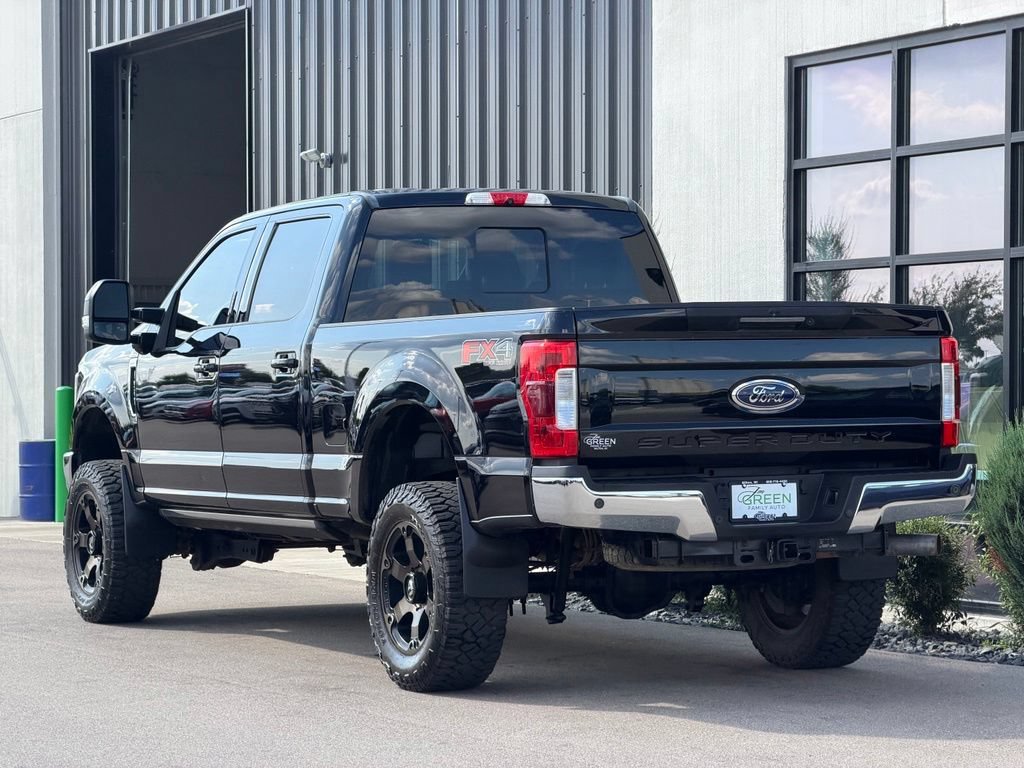 Used 2019 Ford F250 Lariat w/ Lariat Ultimate Package AWD/4WD image 3