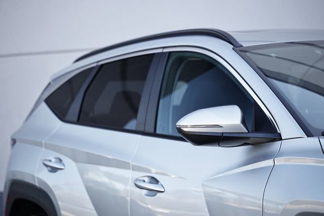 Used 2023 Hyundai Tucson SEL w/ Convenience Package image 3