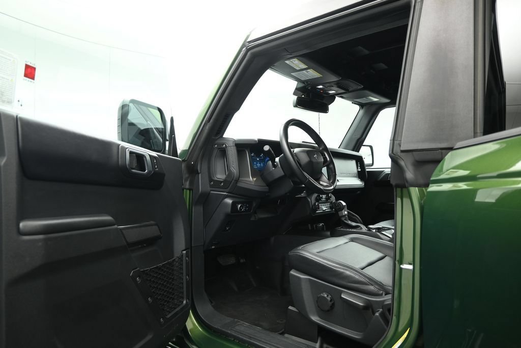 Certified 2025 Ford Bronco Badlands AWD/4WD image 7