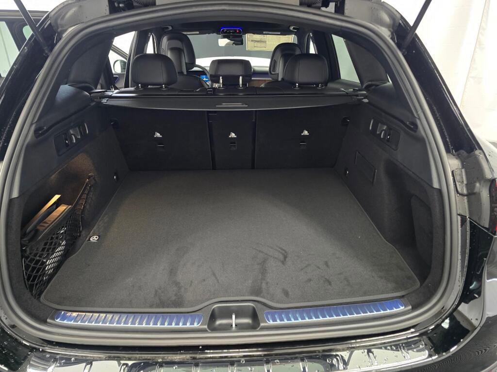 New 2026 Mercedes-Benz GLC 300 4MATIC image 11