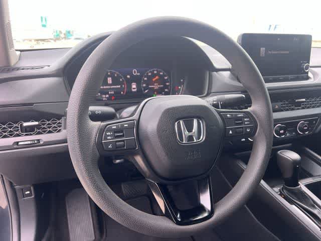 Used 2023 Honda Accord EX image 17