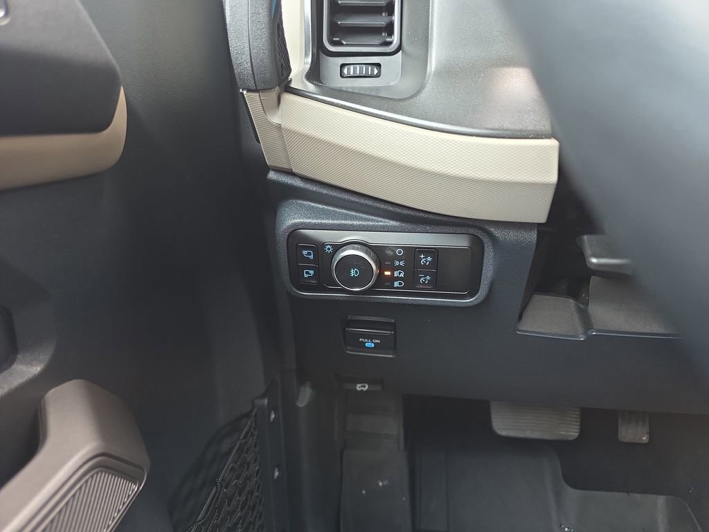 Used 2023 Ford Bronco Wildtrak image 16
