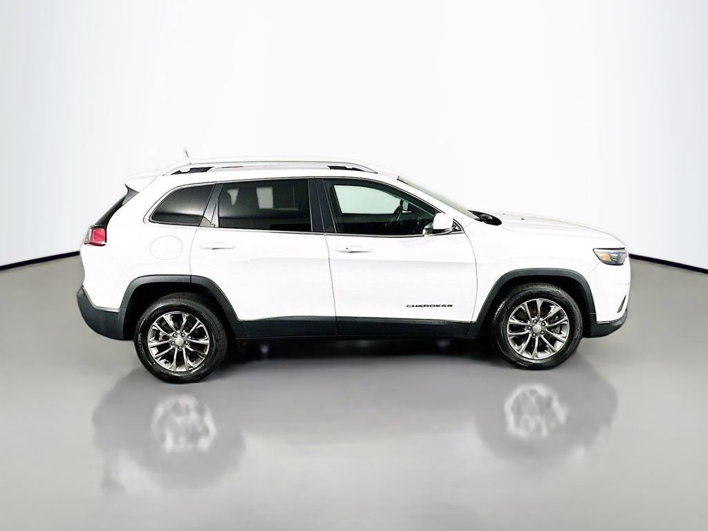Used 2020 Jeep Cherokee Latitude Plus image 8