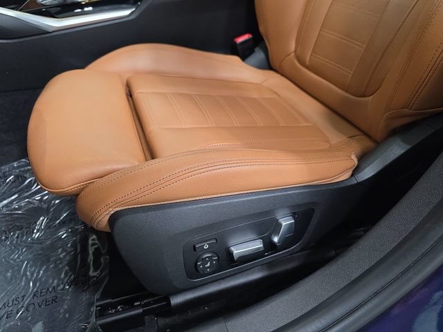 Used 2019 BMW 330i xDrive Sedan w/ Premium Package AWD/4WD image 29