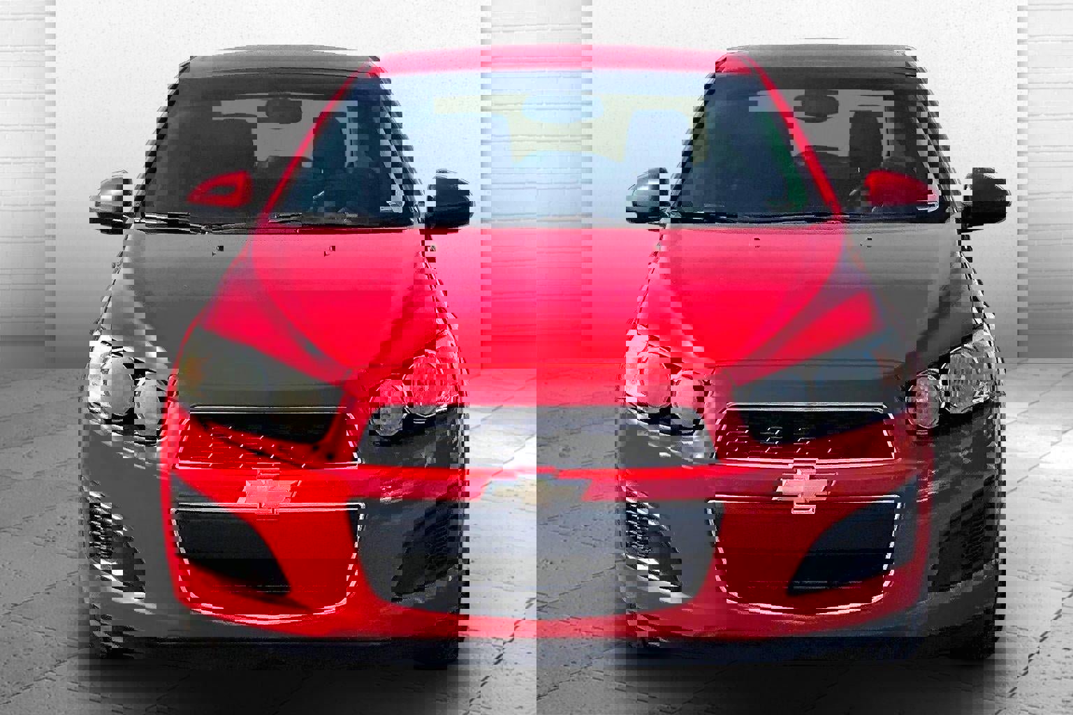 Used 2015 Chevrolet Sonic LT image 2