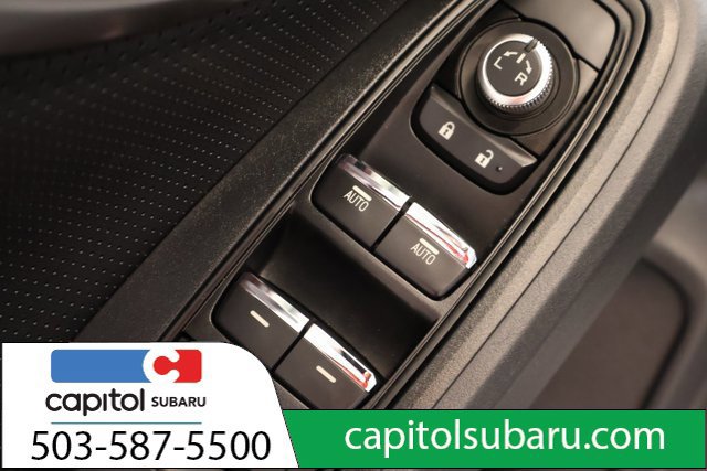 Used 2022 Subaru Crosstrek 2.5i Limited AWD/4WD image 10