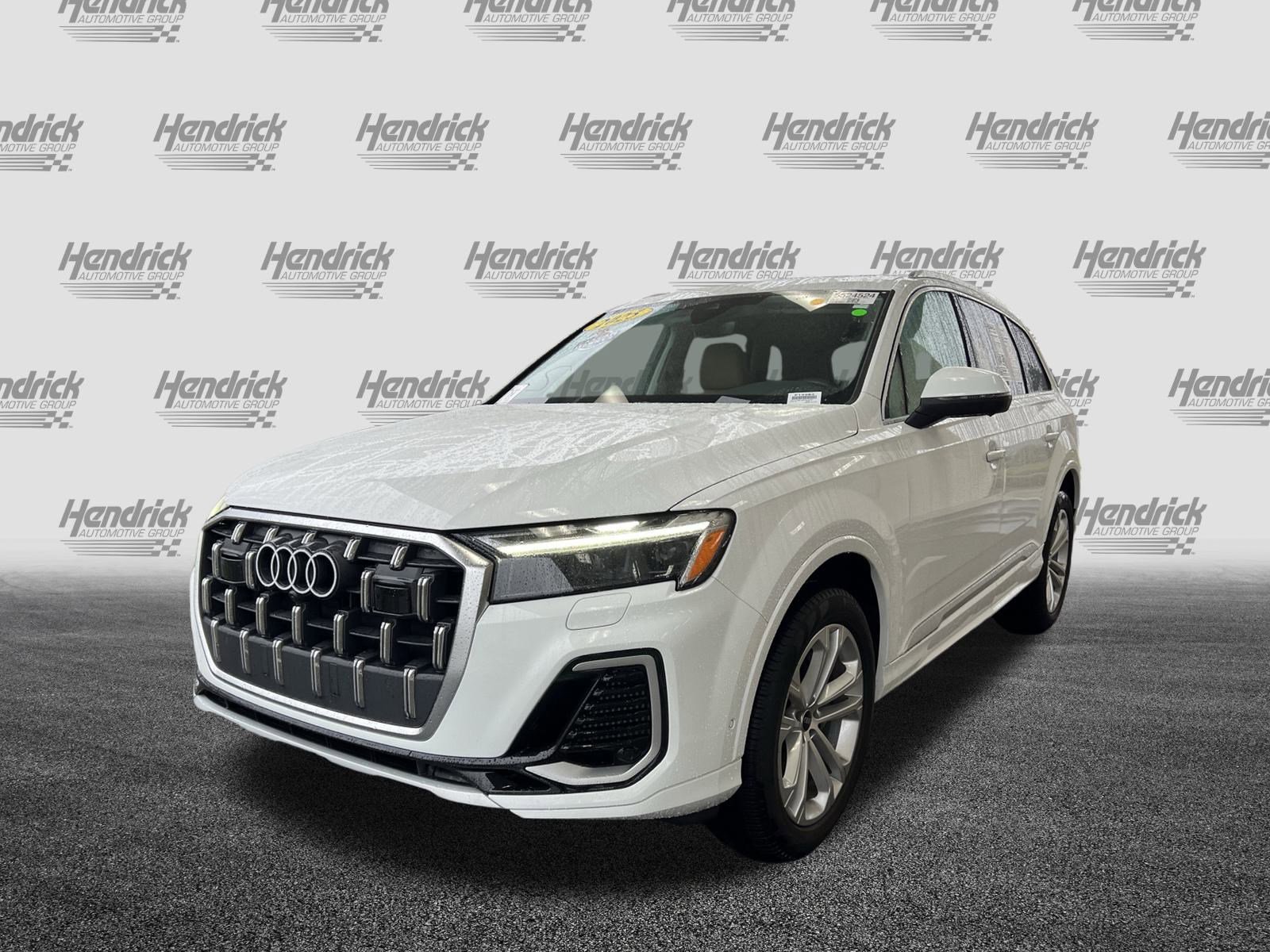 Used 2025 Audi Q7 3.0T Premium Plus w/ Premium Plus Package image 5