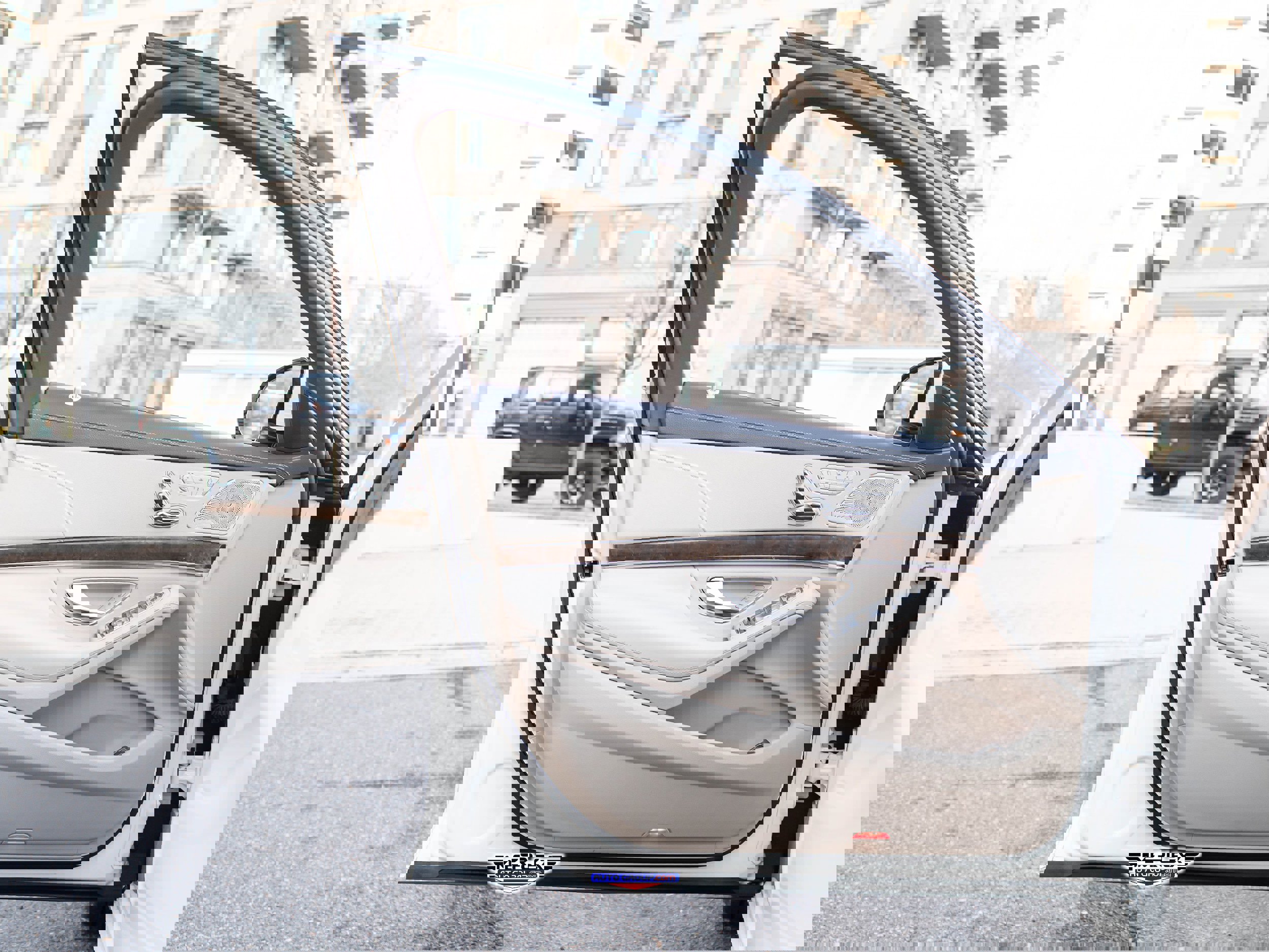 Used 2015 Mercedes-Benz S 550 Sedan w/ Premium 1 Package image 44