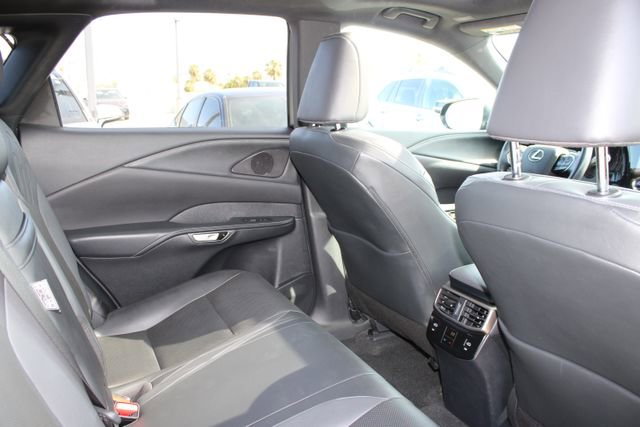 Used 2023 Lexus RX 350h w/ Cold Area Package AWD/4WD image 7