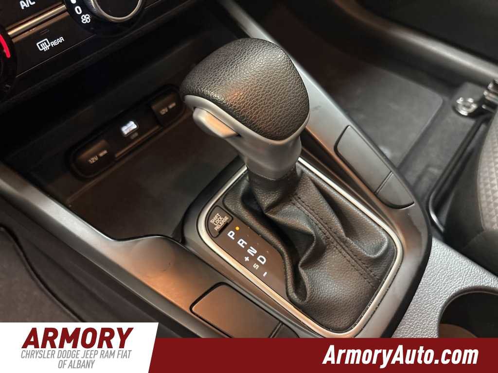 Used 2023 Kia Soul LX w/ LX Technology Package image 19