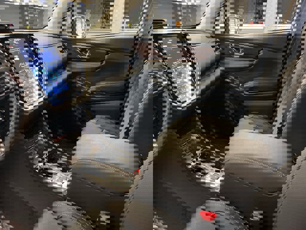 Used 2024 Subaru Ascent Touring image 24