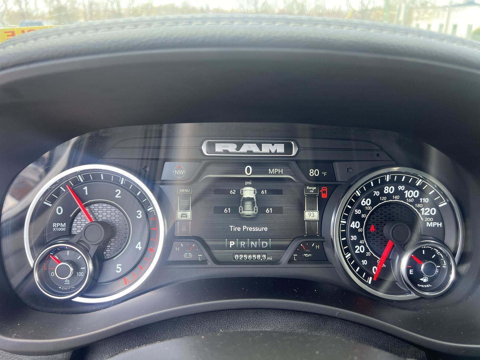 Used 2024 RAM 2500 Laramie image 10