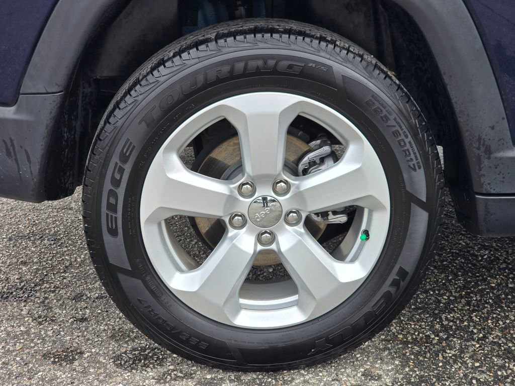 Used 2021 Jeep Compass Latitude image 12