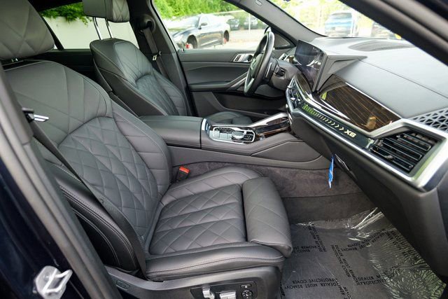 Used 2024 BMW X6 xDrive40i w/ Premium Package image 37