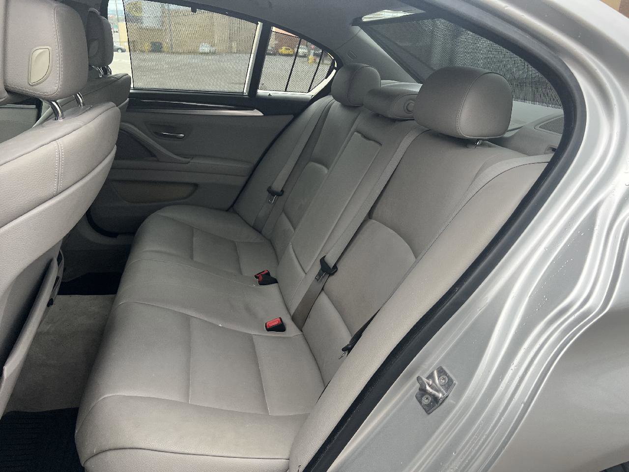 Used 2011 BMW 535i Sedan image 18