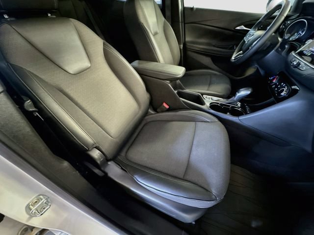 Used 2023 Buick Encore GX Preferred w/ Cold Weather Comfort Package AWD/4WD image 27