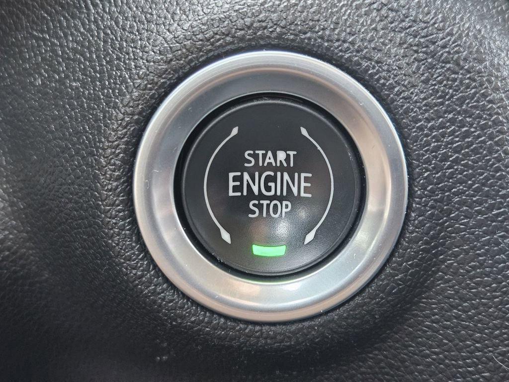 Used 2022 Chevrolet Silverado 1500 RST AWD/4WD image 25