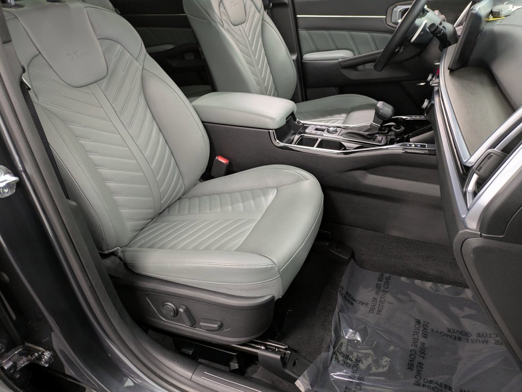 Used 2024 Kia Sorento SX Prestige w/ Sage Leather Package image 28