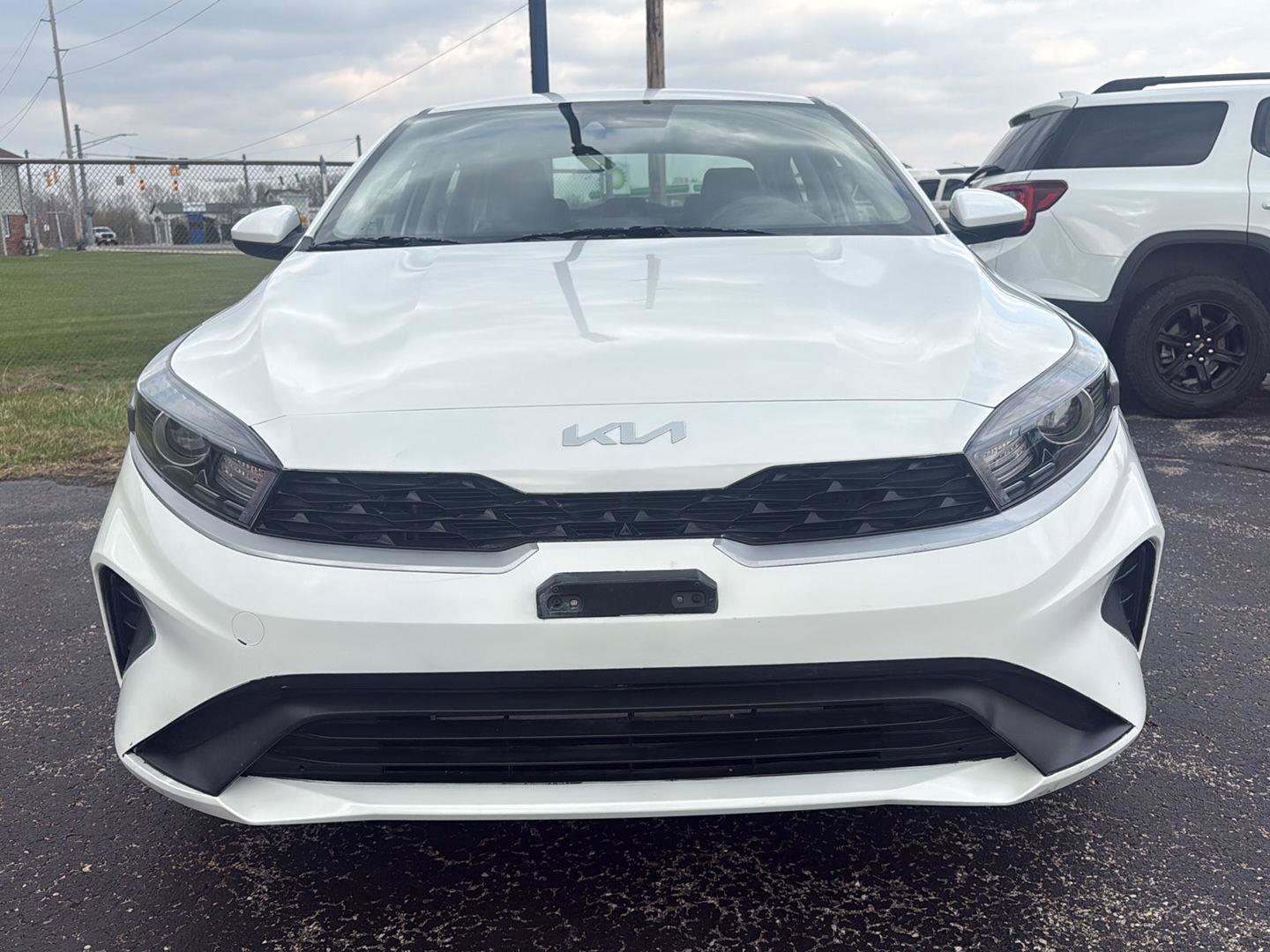 Used 2024 Kia Forte LXS image 2