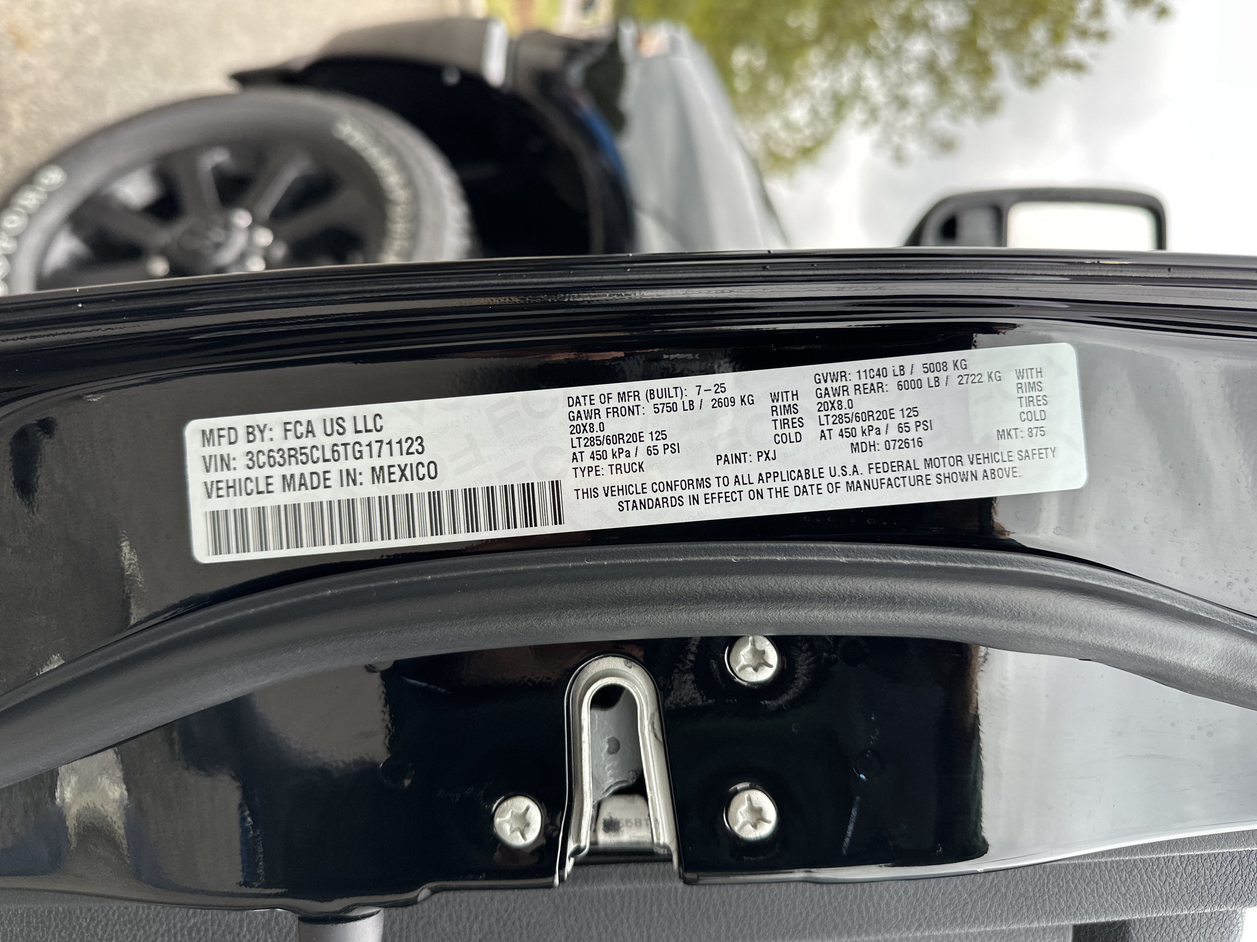 New 2026 RAM 2500 Tradesman AWD/4WD image 31