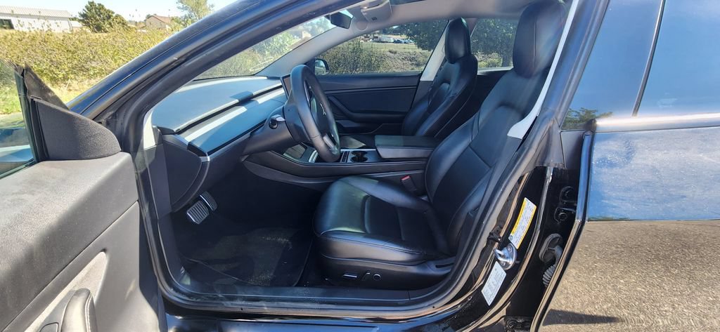 Used 2021 Tesla Model 3 Long Range AWD/4WD image 3