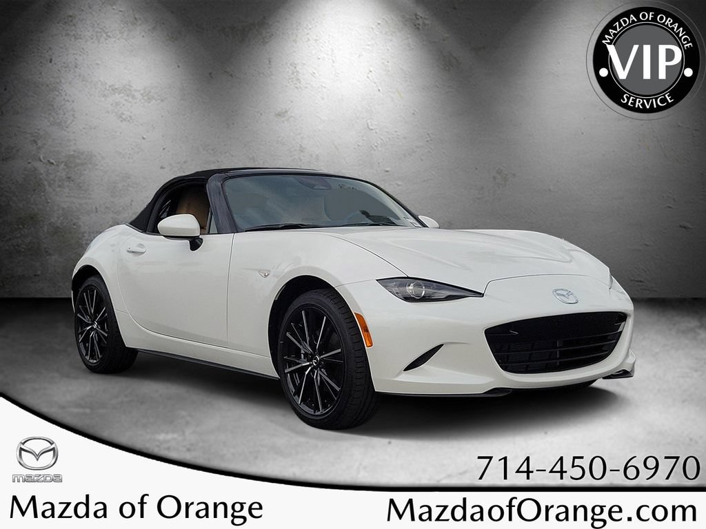 New 2026 MAZDA MX-5 Miata Grand Touring RWD image 1