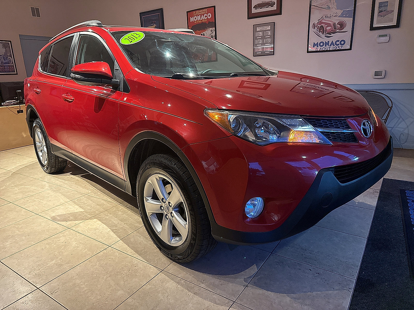 Used 2013 Toyota RAV4 XLE image 2