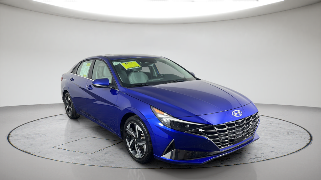 Used 2023 Hyundai Elantra Limited FWD image 2