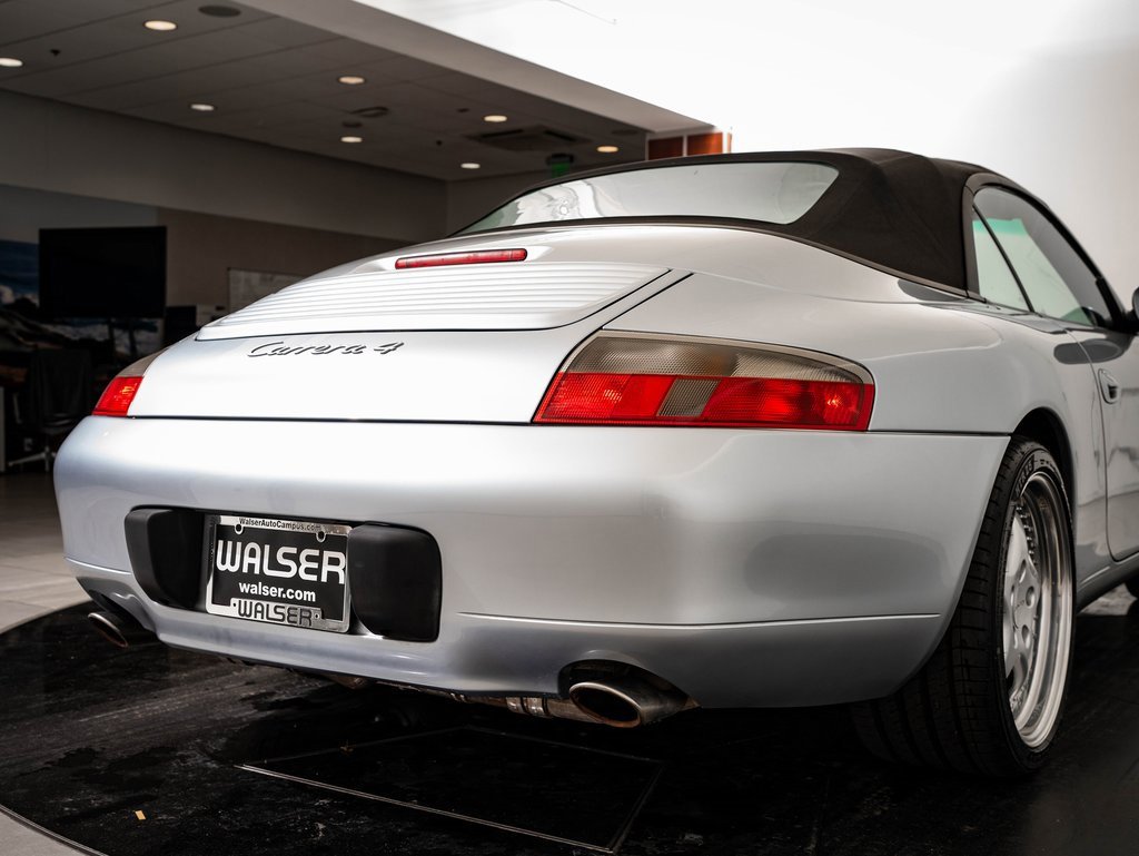 Used 2001 Porsche 911 Carrera 4 image 19
