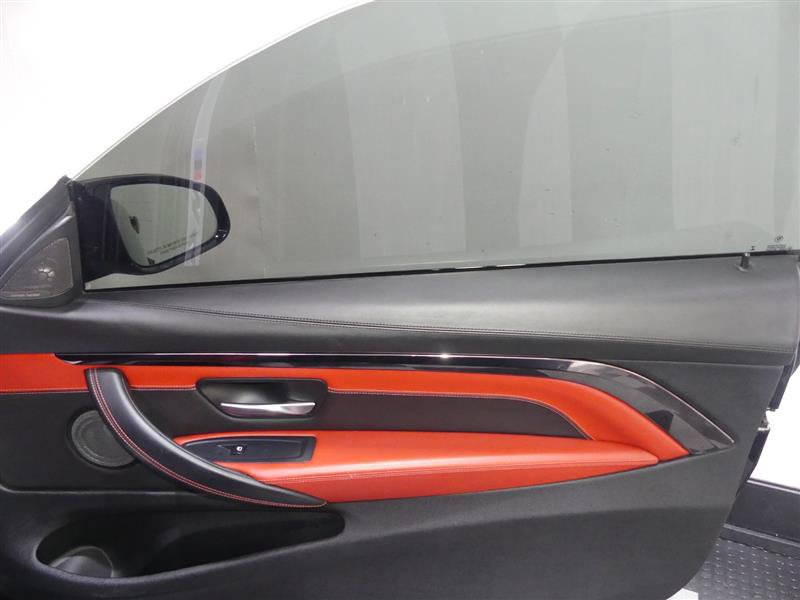Used 2017 BMW M4 Convertible RWD image 19