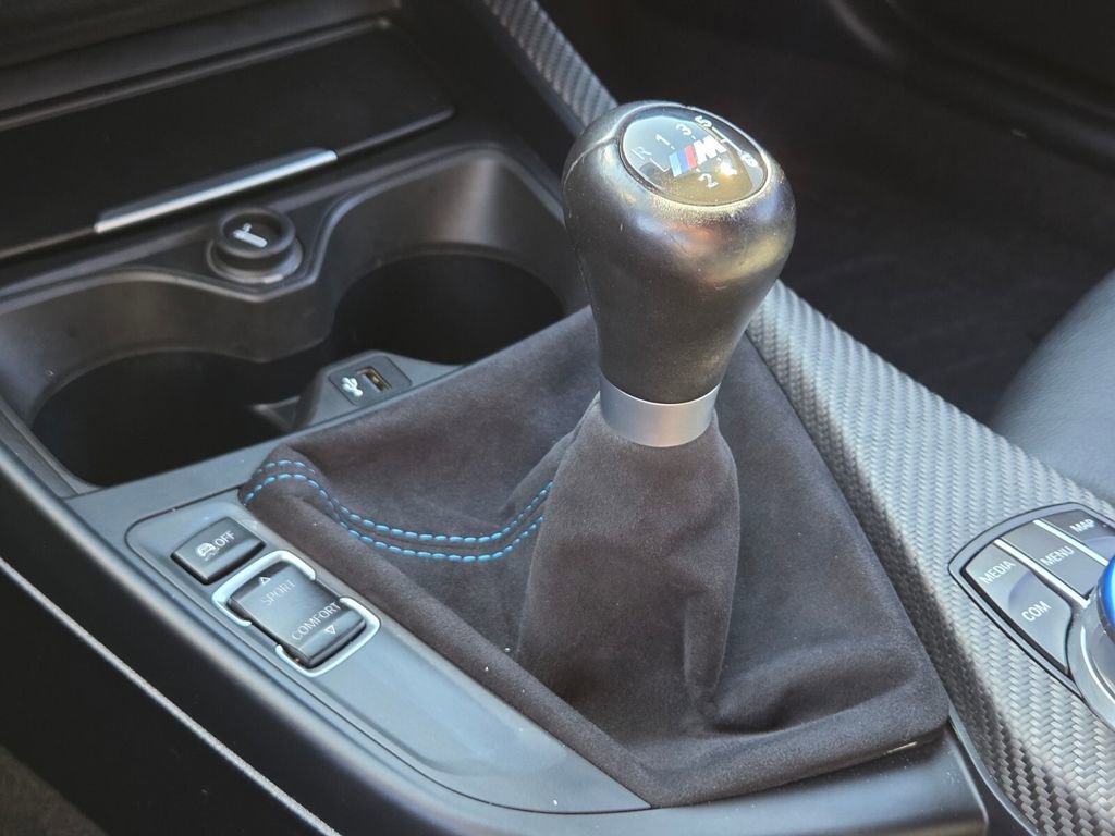 Used 2017 BMW M2 RWD image 32