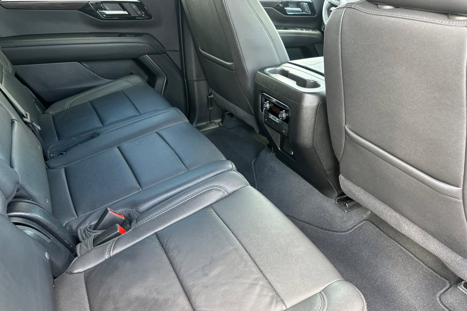 Certified 2025 Chevrolet Tahoe Z71 image 19