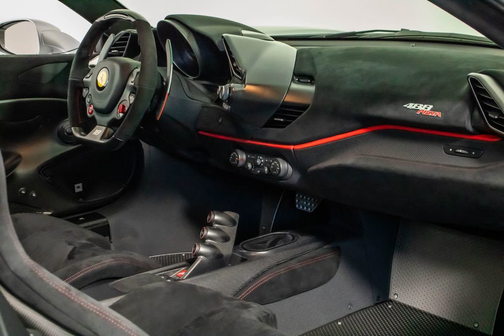 Used 2020 Ferrari 488 Pista Base image 56