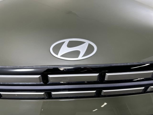 Used 2025 Hyundai Santa Fe SEL FWD image 9