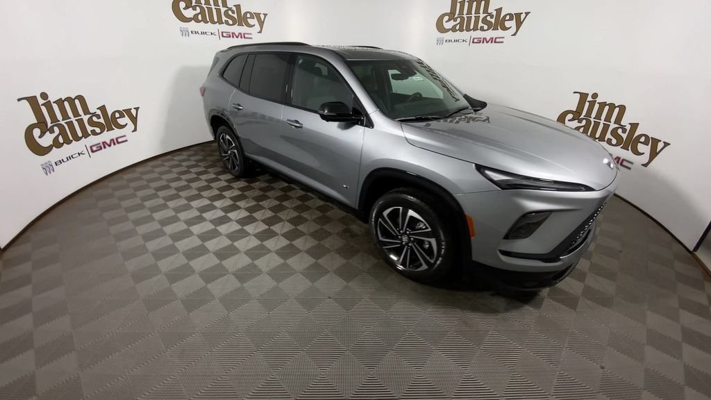 Used 2026 Buick Enclave Sport Touring w/ Power Package FWD image 2
